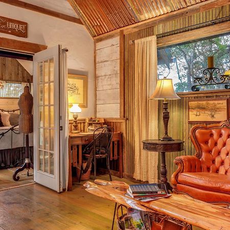 Pet-Friendly Wimberley Cabin With Fire Pit And Hot Tub Esterno foto