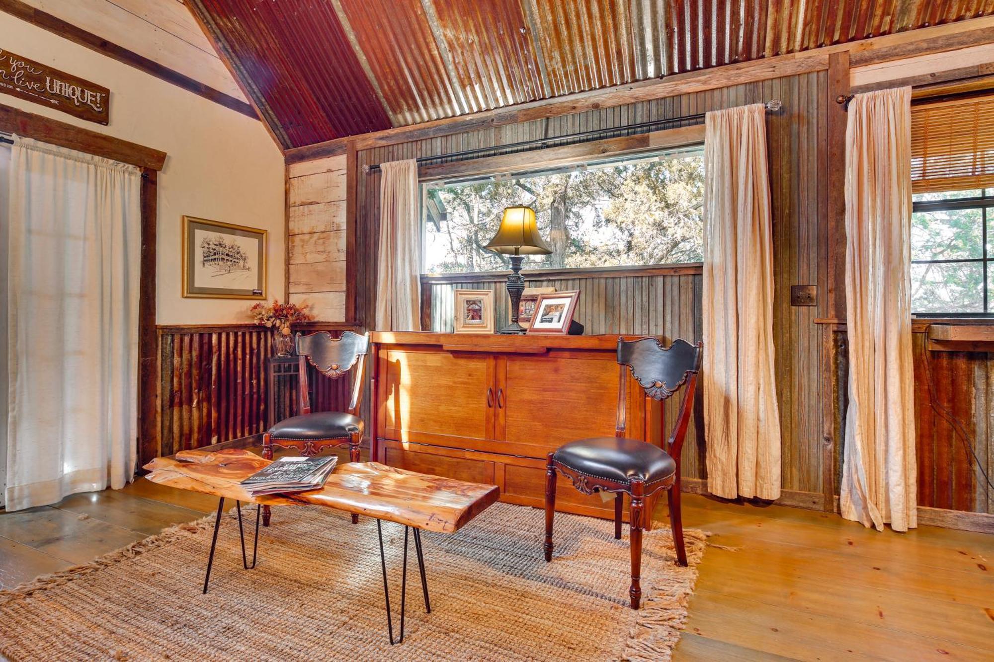 Pet-Friendly Wimberley Cabin With Fire Pit And Hot Tub Esterno foto